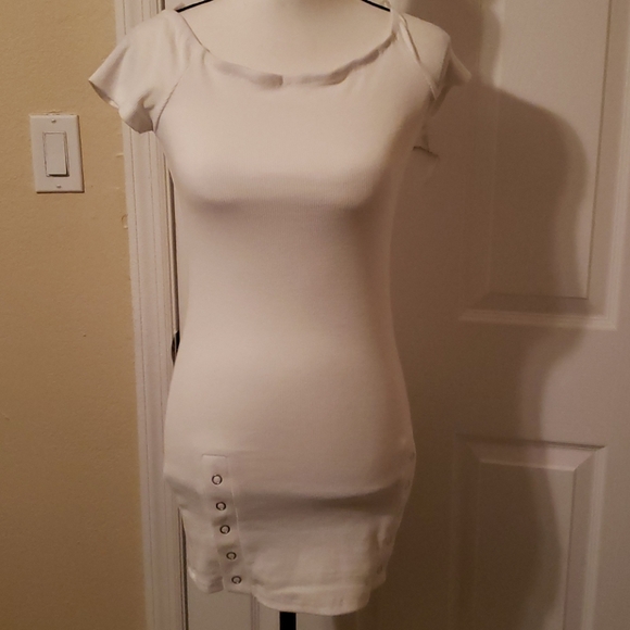 Hot & Delicious Dresses & Skirts - Hot & delicious women little white dress